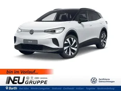 Gletscherweiß metallic schwarz Neu 2025 VW ID.4 Pro SUV | 57.393 €