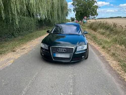 Grün Gebraucht 2007 Audi A8 Limousine | 10.900 €