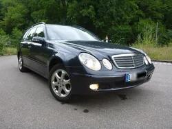 Gebraucht 2005 Mercedes E220 Classic Kombi | 999 € (Superpreis)