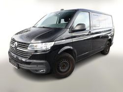 Deep black perleffekt Gebraucht 2021 VW Caravelle Trendline Van / Kleinbus | 32.072 € (Guter Preis)