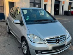 Silber Gebraucht 2010 Mercedes A180 Limousine | 5.200 € (Fairer Preis)