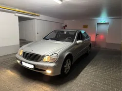 Silber Gebraucht 2002 Mercedes C180 Avantgarde Limousine | 2.500 € (Fairer Preis)