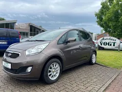Beige Gebraucht 2013 Kia Venga FIFA World Cup Edition Kleinwagen | 7.890 € (Fairer Preis)