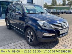 Blau Gebraucht 2015 Ssangyong (KGM) Rexton SUV | 11.499 €