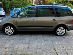 Grau Gebraucht 2007 VW Sharan Van / Kleinbus | 4.200 € (Guter Preis)