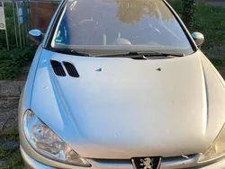 Silber Gebraucht 2003 Peugeot 206 Kleinwagen | 470 € (Guter Preis)