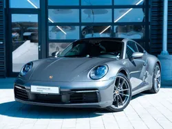 Grau Gebraucht 2024 Porsche 911 Carrera 4 | 130.380 € (Superpreis)