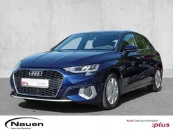 Navarrablau metallic Gebraucht 2024 Audi A3 Sportback Advanced Plus Limousine | 28.881 € (Superpreis)
