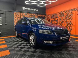 Blau Gebraucht 2014 Skoda Octavia Ambition Kombi | 6.299 € (Fairer Preis)
