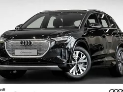 Mythosschwarz metallic Neu 2025 Audi Q4 e-tron Comfort SUV | 55.880 € (Teuer)