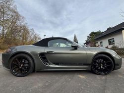 Grün Gebraucht 2023 Porsche 718 Boxster Edition Cabrio | 74.600 € (Teuer)