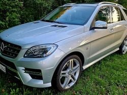 Silber Gebraucht 2012 Mercedes ML350 AMG SUV | 22.999 € (Guter Preis)