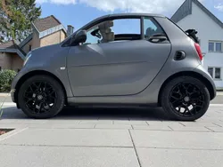 Grau Gebraucht 2017 Smart ForTwo Cabrio Prime Cabrio | 14.750 € (Etwas zu teuer)