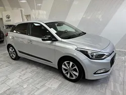 Silber Gebraucht 2018 Hyundai i20 Passion Plus Kleinwagen | 11.950 € (Fairer Preis)