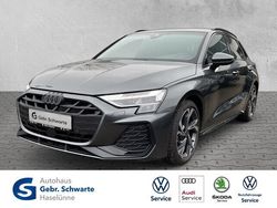 Grau Gebraucht 2024 Audi A3 Sportback S-Line Kleinwagen | 39.680 € (Guter Preis)