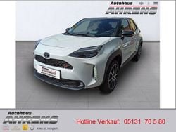 Dynamic grey Gebraucht 2023 Toyota Yaris Cross Sport SUV | 31.500 € (Teuer)
