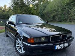 Schwarz Gebraucht 1996 BMW 735 Limousine | 3.600 € (Fairer Preis)