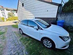 Weiß Gebraucht 2012 Seat Ibiza ST Kombi | 4.400 € (Fairer Preis)