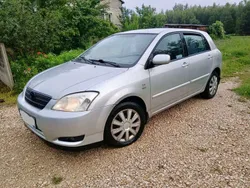 Silber Gebraucht 2002 Toyota Corolla Sol Limousine | 2.150 € (Fairer Preis)