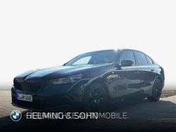 Schwarz Gebraucht 2024 BMW 550e M Sport Limousine | 79.450 € (Guter Preis)