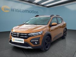 Orange Gebraucht 2021 Dacia Sandero Stepway Kleinwagen | 15.149 € (Teuer)