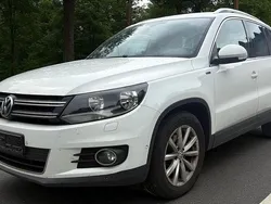 Weiß Gebraucht 2015 VW Tiguan LOUNGE SUV | 8.490 € (Superpreis)