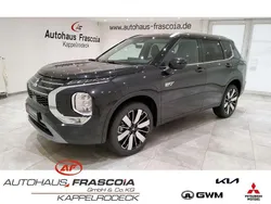 Schwarz Neu 2025 Mitsubishi Outlander P-HEV Edition SUV | 50.990 € (Fairer Preis)