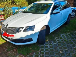 Weiß Gebraucht 2017 Skoda Octavia Kombi | 7.000 € (Guter Preis)
