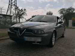 Grau Gebraucht 2001 Alfa Romeo 156 Kombi | 2.100 €