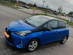 Blau Gebraucht 2018 Toyota Yaris Hybrid Style Kleinwagen | 13.500 € (Guter Preis)