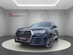 Blau Gebraucht 2017 Audi Q7 S-Line SUV | 24.399 € (Etwas zu teuer)