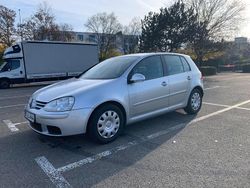 Silber Gebraucht 2004 VW Golf V Comfortline Kombi | 3.500 € (Fairer Preis)