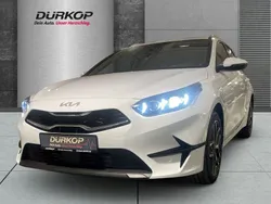 Weiß Neu 2025 Kia Ceed Sportswagon Style Kombi | 28.789 € (Fairer Preis)