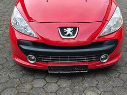 Rot Gebraucht 2008 Peugeot 207 CC Cabrio | 1.550 € (Guter Preis)