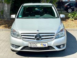 Silber Gebraucht 2013 Mercedes B180 Van / Kleinbus | 9.999 € (Fairer Preis)