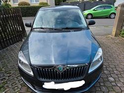 Grau Gebraucht 2011 Skoda Fabia Ambiente Kleinwagen | 3.500 € (Fairer Preis)