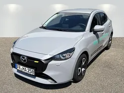 Grau Gebraucht 2024 Mazda 2 Center-Line Limousine | 17.990 € (Fairer Preis)