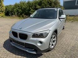 Silber Gebraucht 2011 BMW X1 Sport Line SUV | 7.890 € (Superpreis)