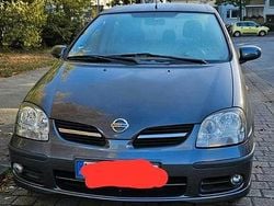 Grau Gebraucht 2007 Nissan Almera Tino Van / Kleinbus | 3.500 €