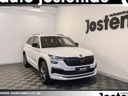 Weiß Gebraucht 2023 Skoda Kodiaq SportLine SUV | 43.990 € (Teuer)