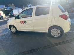 Weiß Gebraucht 2017 Mitsubishi Space Star Limousine | 4.108 € (Guter Preis)