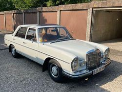 Weiß Gebraucht 1966 Mercedes 250 SE Limousine | 26.500 €