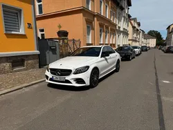 Weiß Gebraucht 2021 Mercedes C180 AMG line Limousine | 29.999 € (Guter Preis)