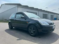 Schwarz Gebraucht 2003 Ford Fiesta Kleinwagen | 649 € (Guter Preis)
