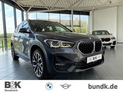 Grau Gebraucht 2022 BMW X1 Sport Line SUV | 47.960 €