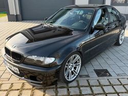 Schwarz Gebraucht 2004 BMW 320 M Sport Limousine | 3.999 € (Fairer Preis)