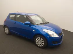 Blau Gebraucht 2013 Suzuki Swift Club Limousine | 6.200 € (Etwas zu teuer)