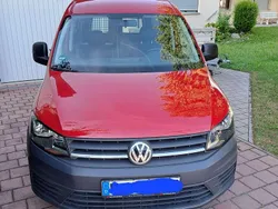 Rot Gebraucht 2017 VW Caddy Maxi Van / Kleinbus | 12.750 € (Superpreis)