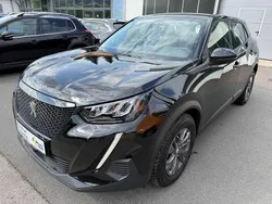 Schwarz Gebraucht 2021 Peugeot 2008 Active SUV | 14.990 € (Guter Preis)