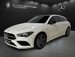 Weiß Gebraucht 2022 Mercedes CLA200 Shooting Brake AMG Kombi | 31.290 € (Etwas zu teuer)